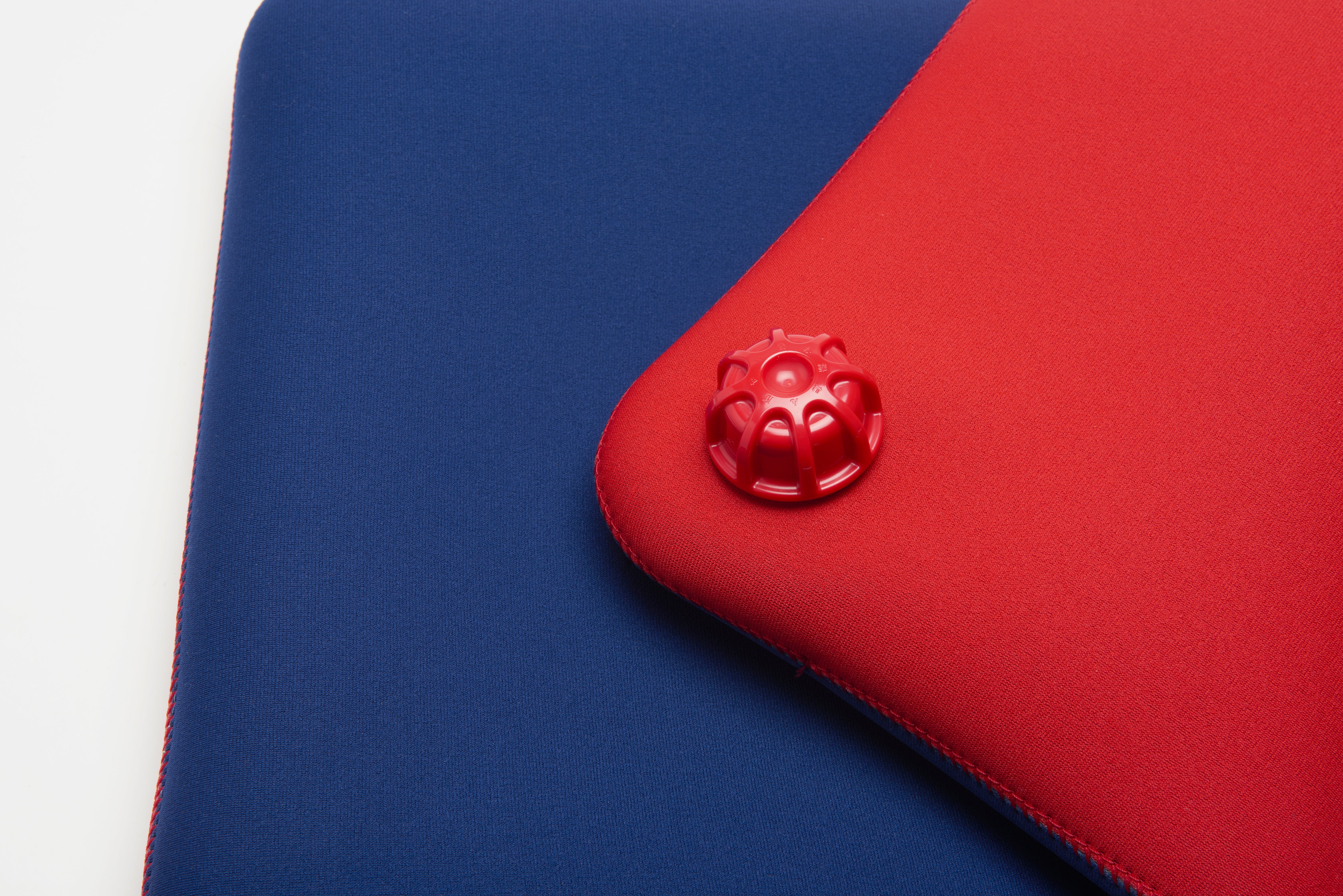 クロッツ やわらか湯たんぽ 座ぶとんタイプ(穴なし)