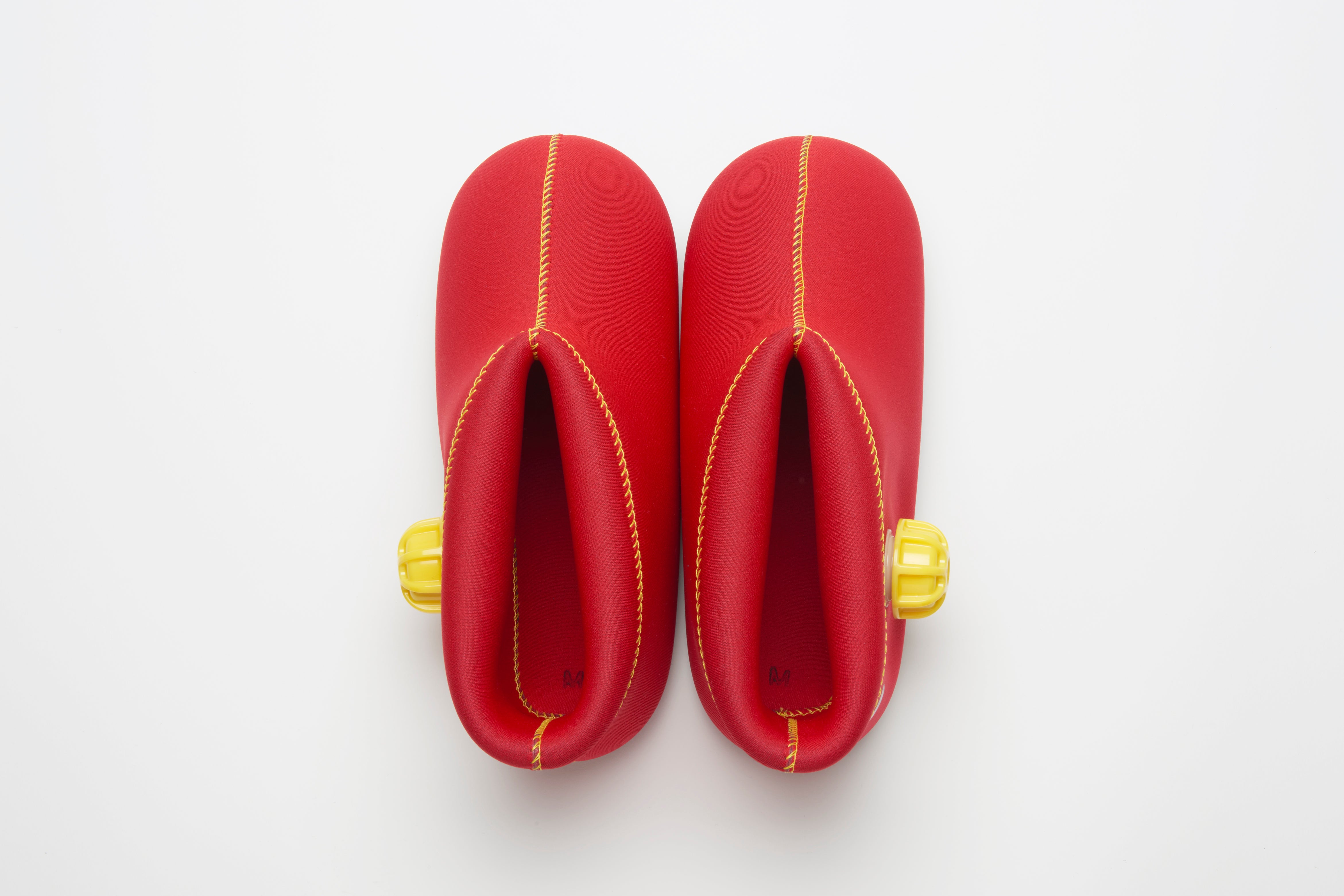 【OUTLET品】クロッツ やわらか湯たんぽ 足用ショートタイプ