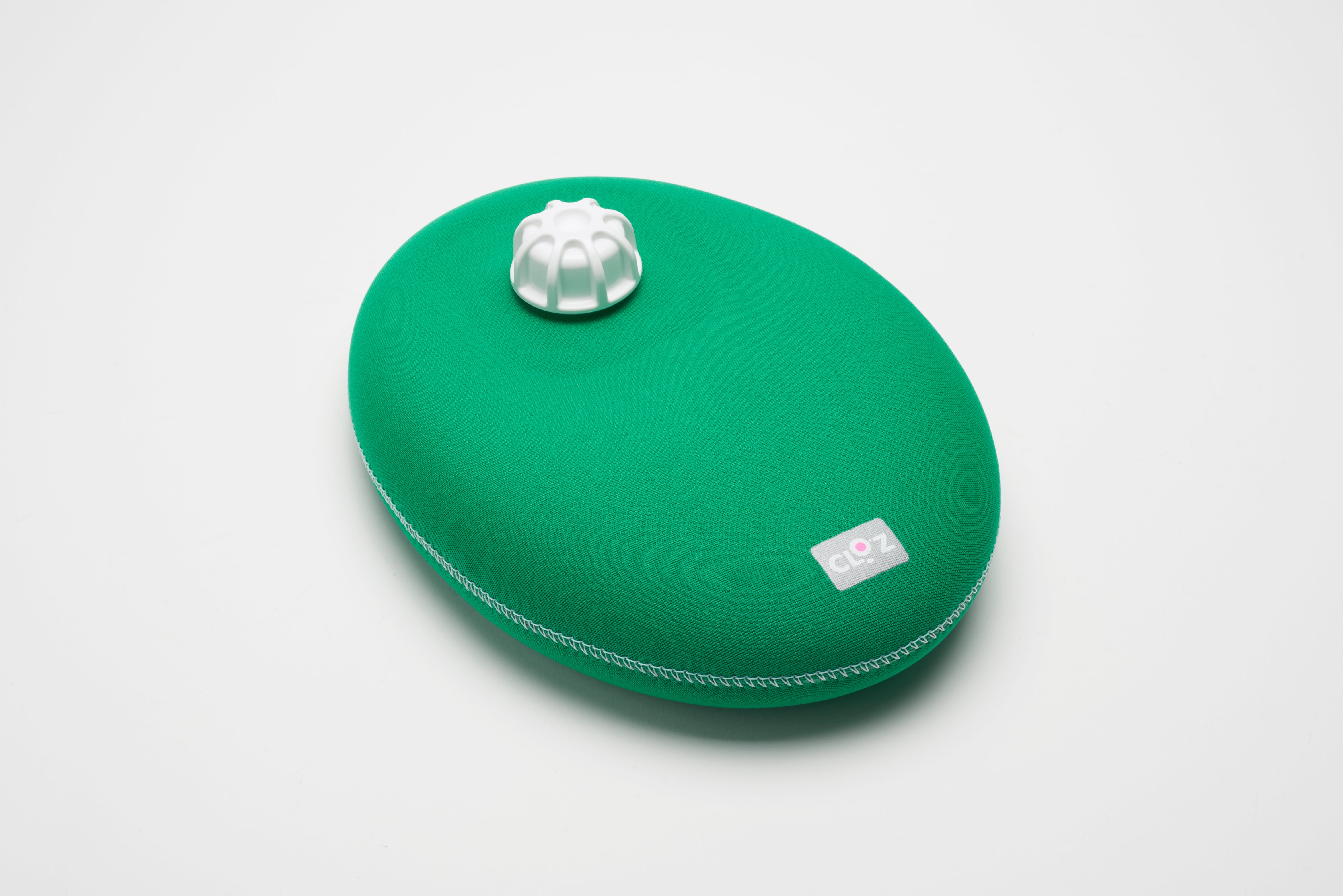 クロッツ やわらか湯たんぽ たまご型タイプ 1.2L – クロッツ やわらか