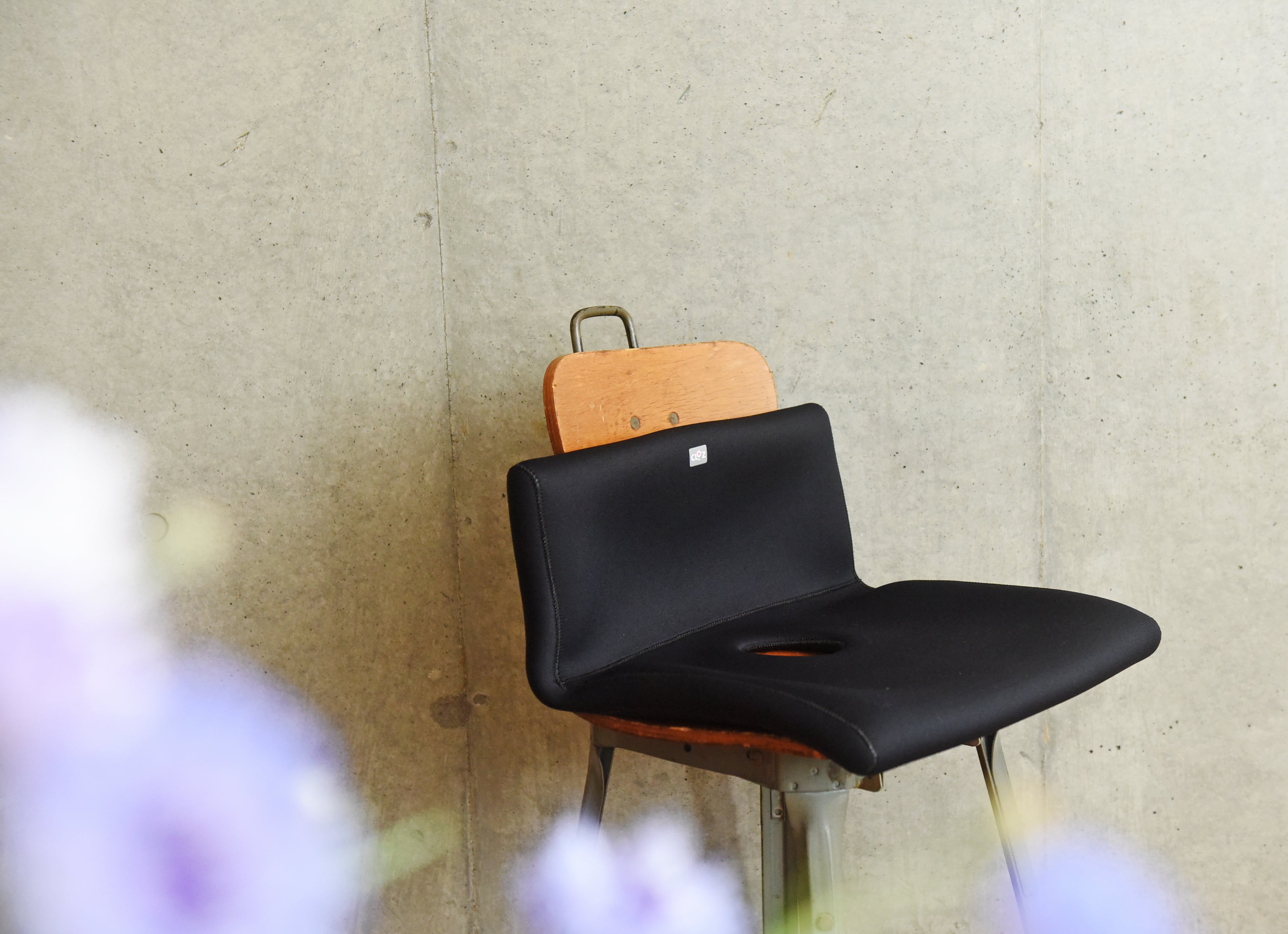 クロッツ やわらか湯たんぽ 座ぶとんタイプ｜立ち上がりロング