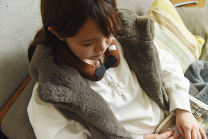 クロッツ やわらか湯たんぽ エアタイト｜肩用タイプ｜レンジでチンする水入り密閉タイプ