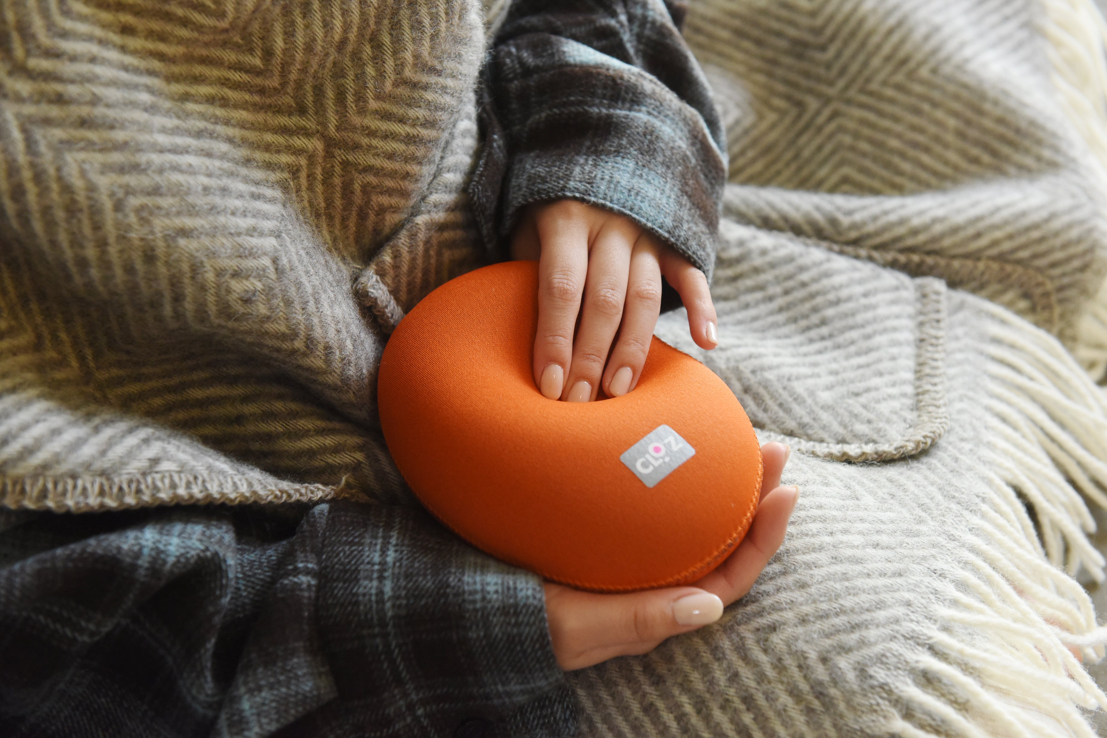 クロッツ やわらか湯たんぽ エアタイト｜たまご型タイプ