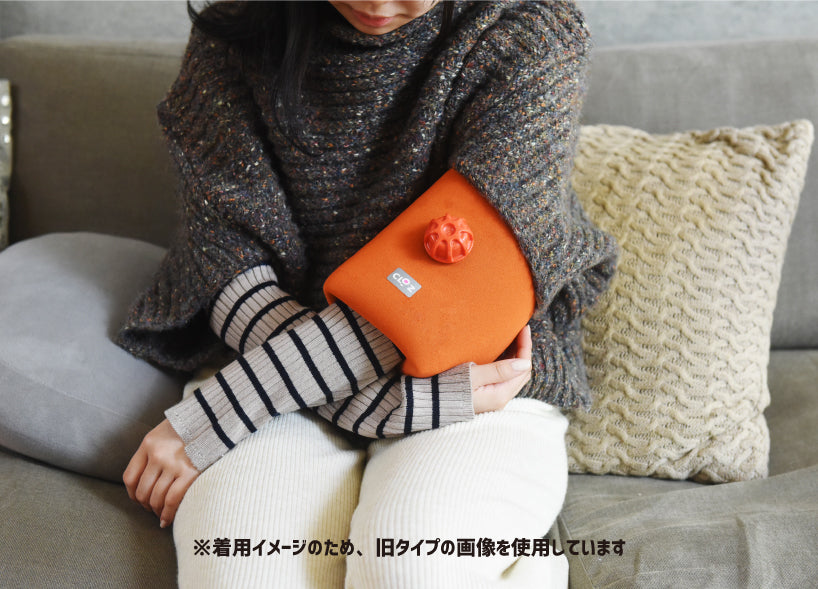 クロッツ やわらか湯たんぽ 足首用タイプ【1/8-18期間限定】クロッツ やわらか湯たんぽ エアタイト｜肩用タイプ（ブラック）1個付き