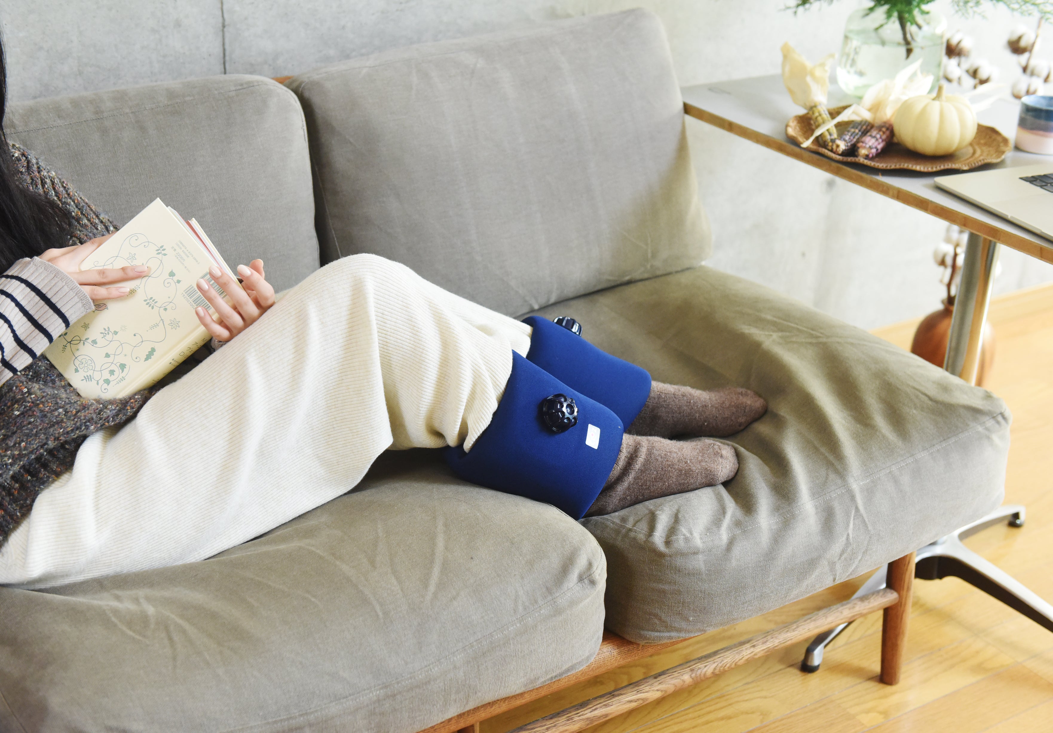 旧型】クロッツ やわらか湯たんぽ 足首用タイプ – クロッツ やわらか