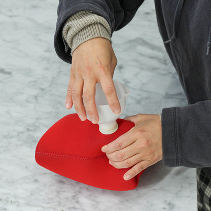 クロッツ やわらか湯たんぽ 足首用タイプ【1/8-18期間限定】クロッツ やわらか湯たんぽ エアタイト｜肩用タイプ（ブラック）1個付き