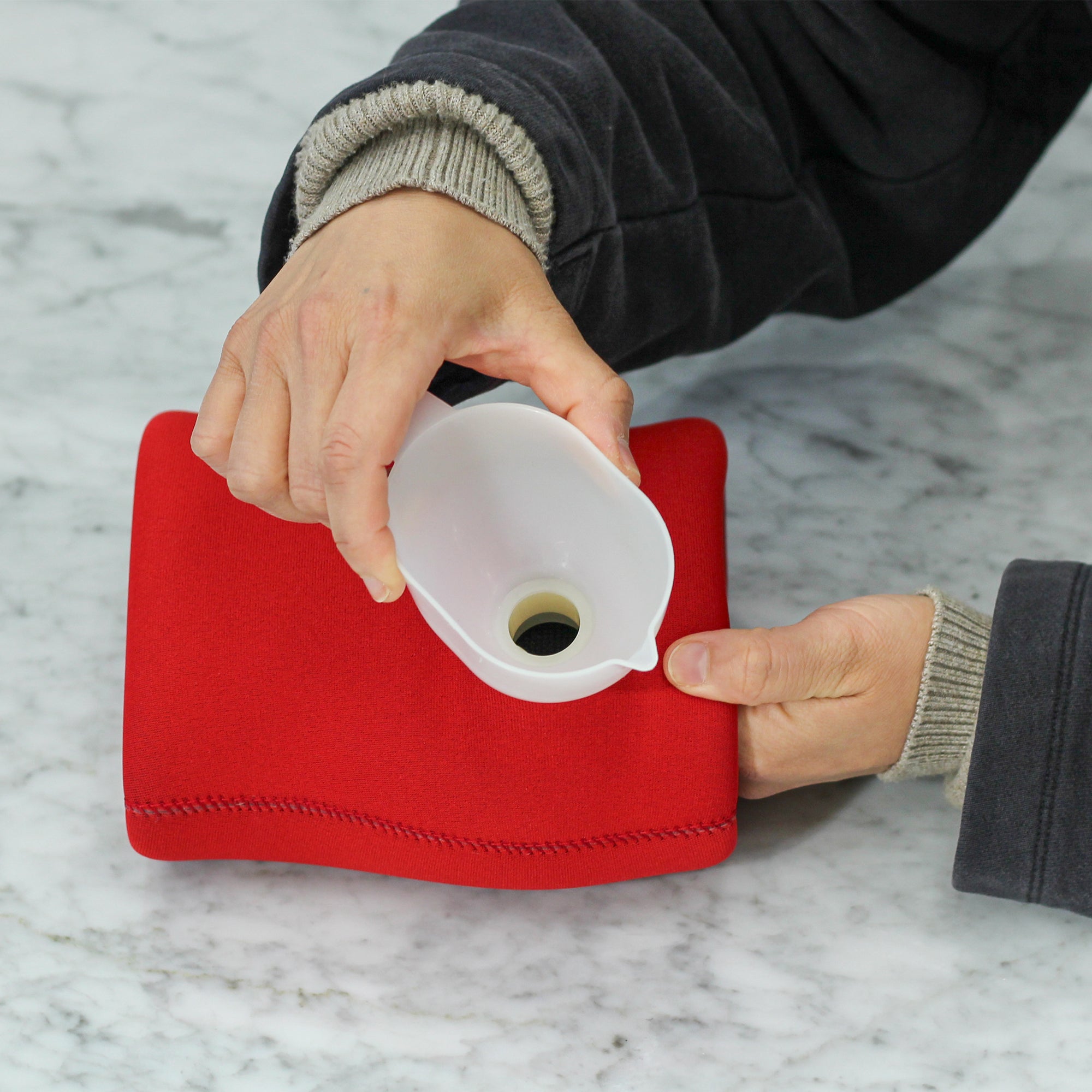 クロッツ やわらか湯たんぽ 足首用タイプ – クロッツ やわらか湯たんぽ