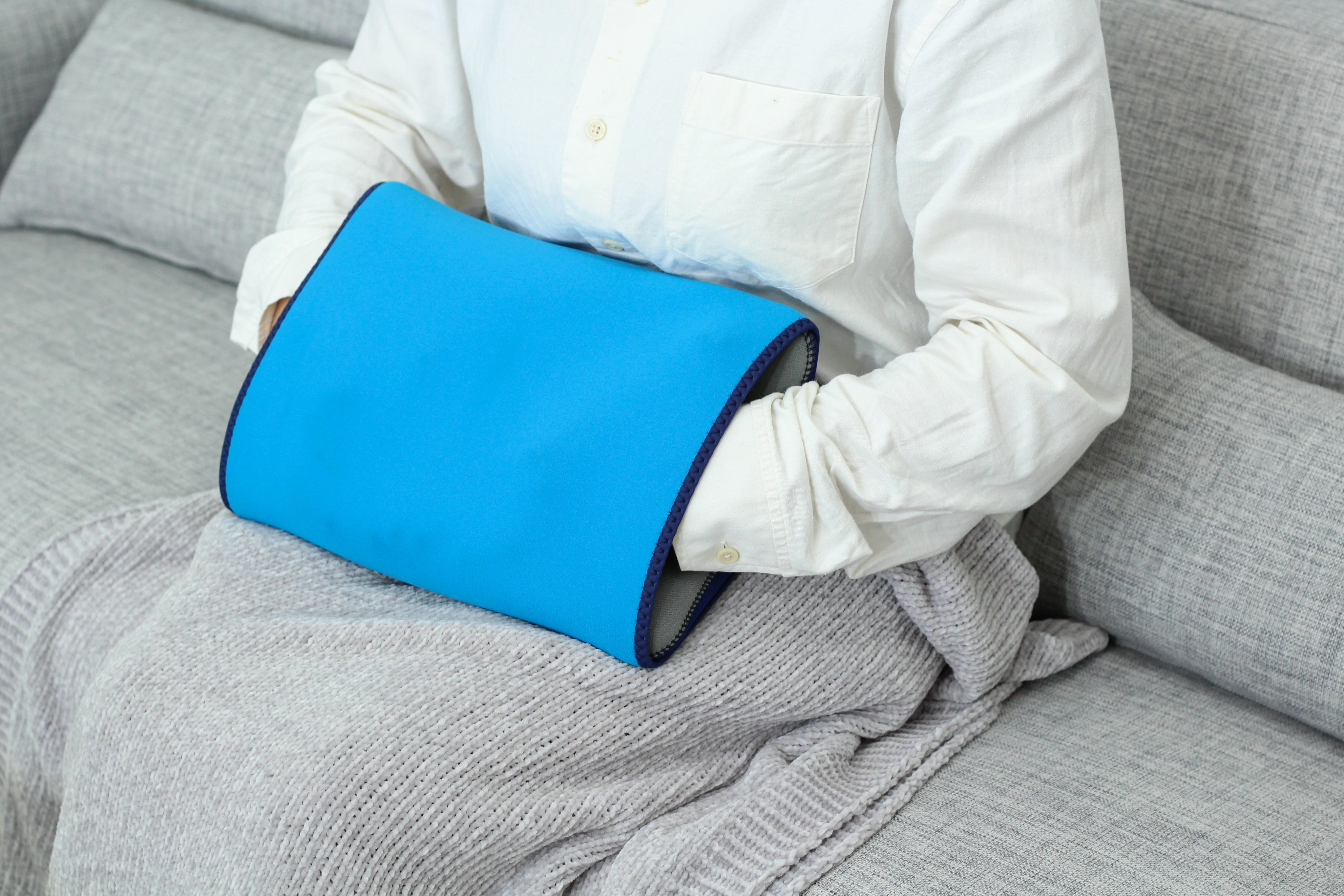 値下げしてますCLOZ クロッツ　　ネイビー 湯たんぽ 保温 クロッツ やわらか湯たんぽ 足首用タイプ – クロッツ やわらか湯たんぽ