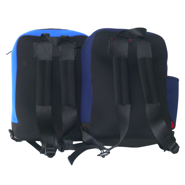 クロッツ バッグ｜簡易防水リュック｜B｜浮力材入り｜9.4L