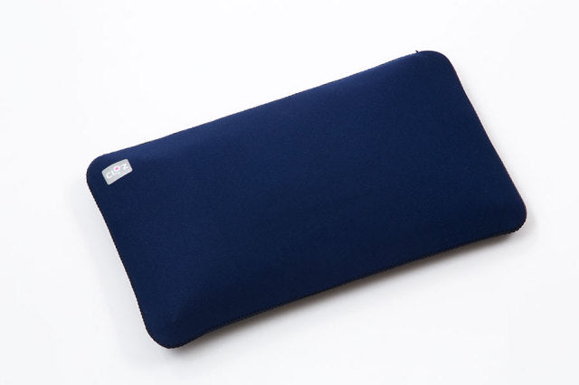 クロッツ ひんやり枕 ｜専用制菌カバーつき