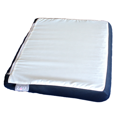 クロッツ エア らくらく車椅子クッション (底面滑り止め)