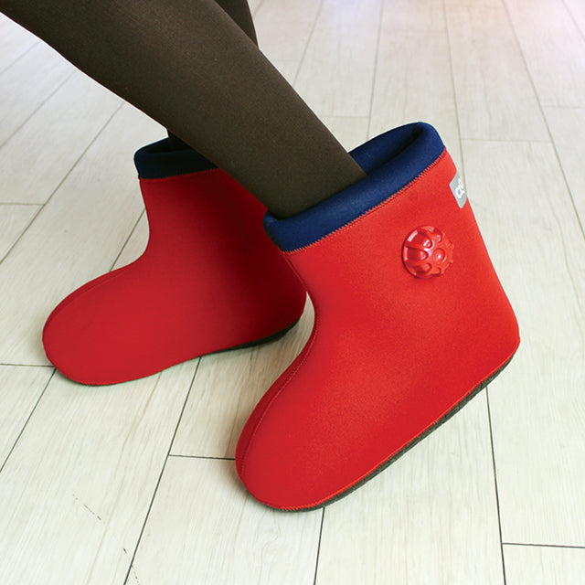 クロッツ やわらか湯たんぽ 足用タイプ｜底あり – クロッツ